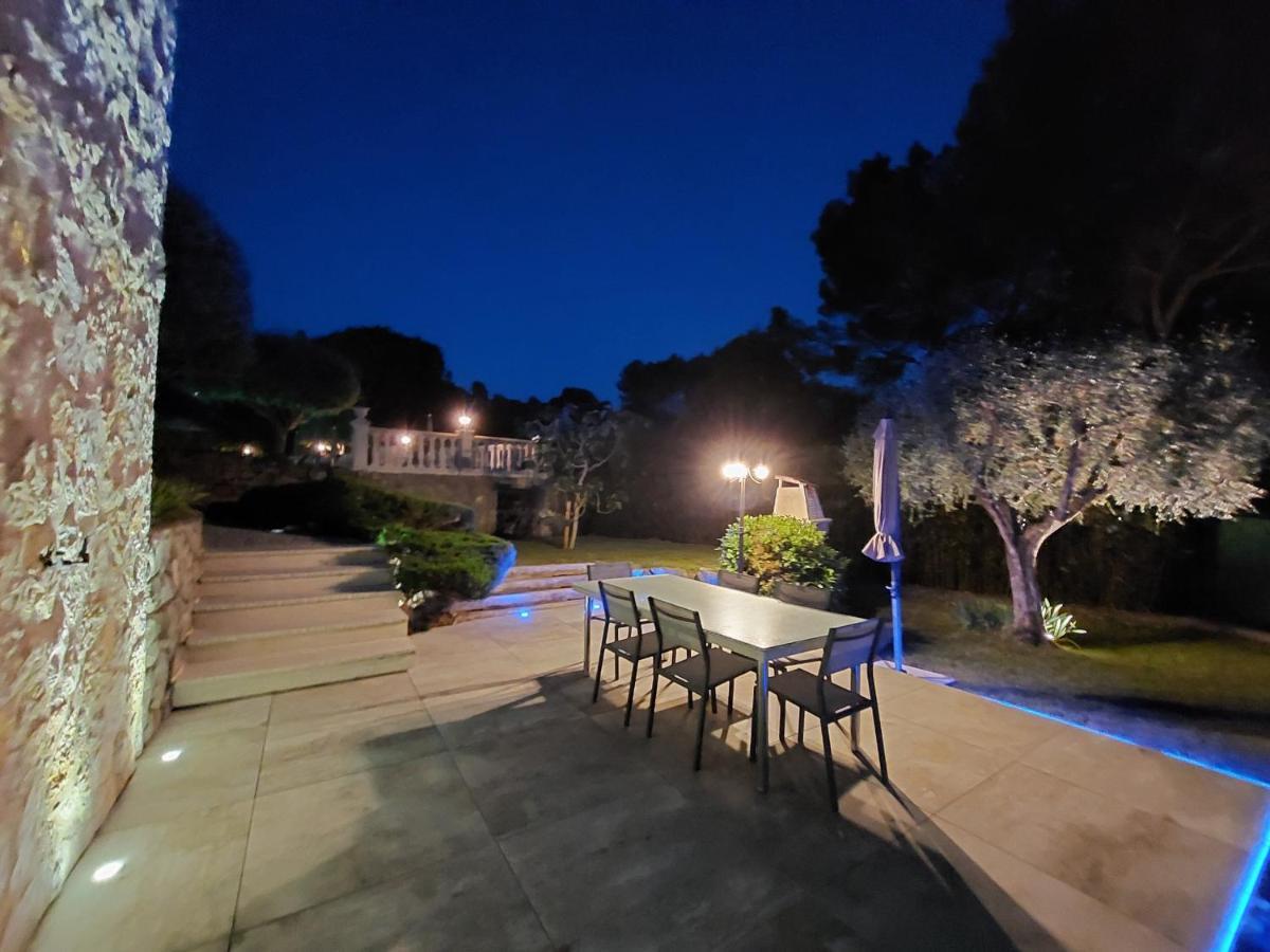 Gite Les Pins Climatise Piscine Chauffee Jardin Peymeinade 외부 사진